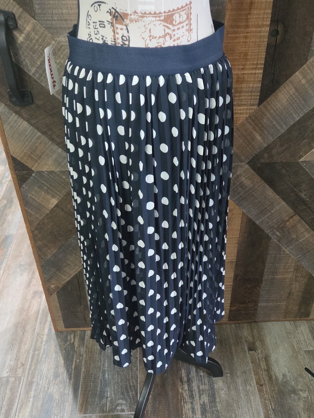 Cynthia Rowley Navy and White Polka Dot Midi Pleated Skirt